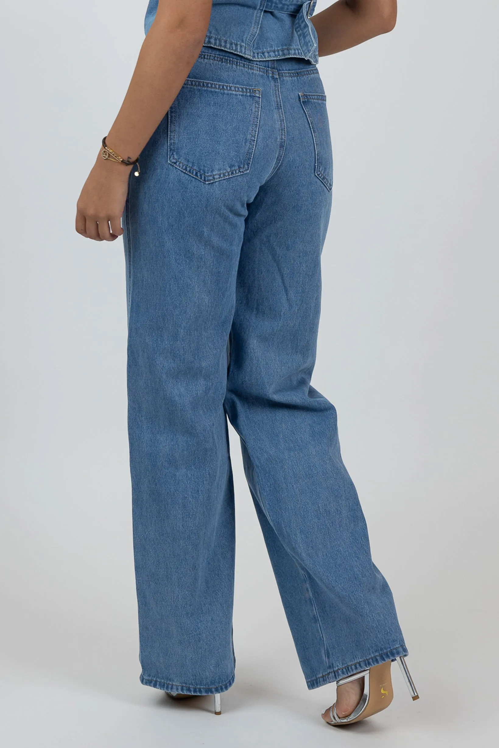 Demi Detailed Straight Leg Jeans