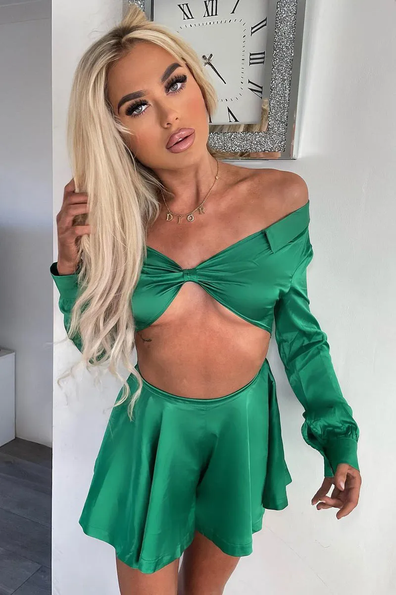 Green Satin Flared High Waisted Shorts - Meral