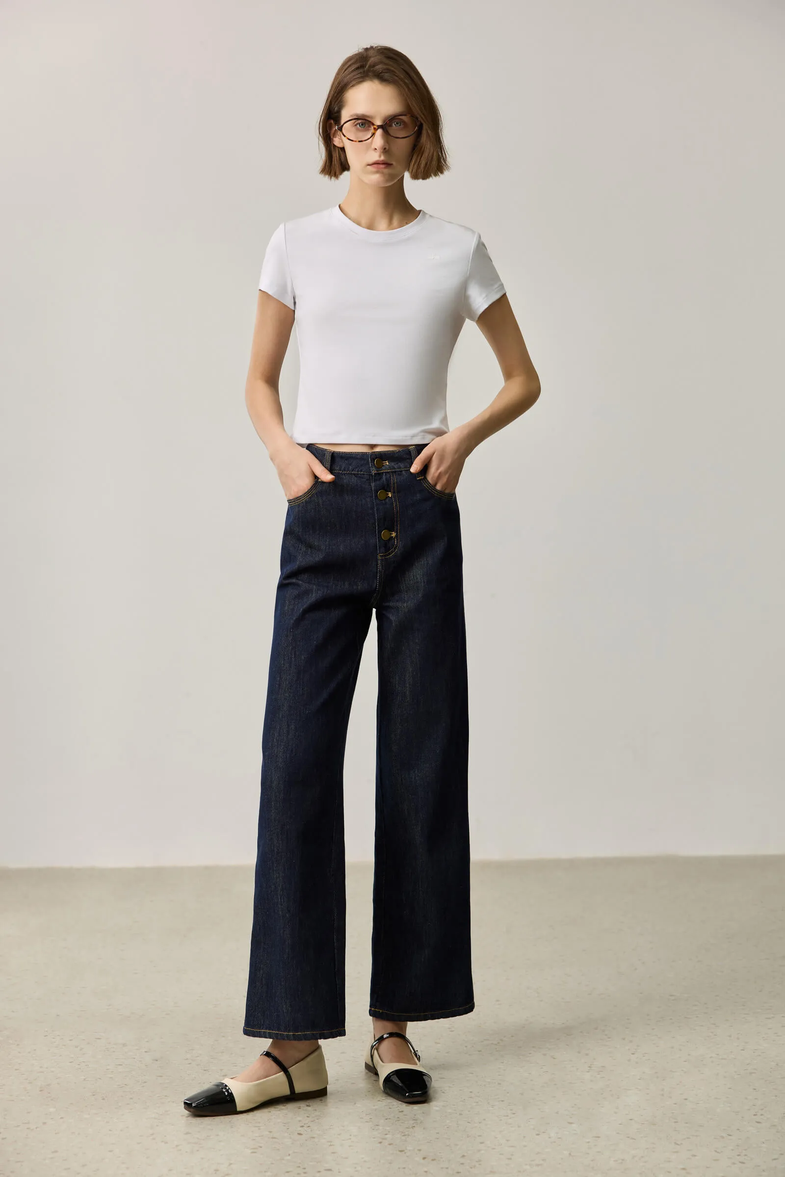 LILY High-Waisted Triple Button Jeans