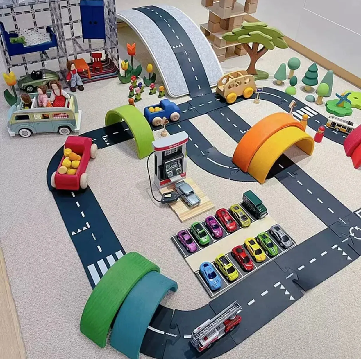 **Pre-order (Ships in 2-3 Weeks)**Rubber Roads Play Set