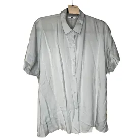 soft cropped short-sleeve button-up - 14